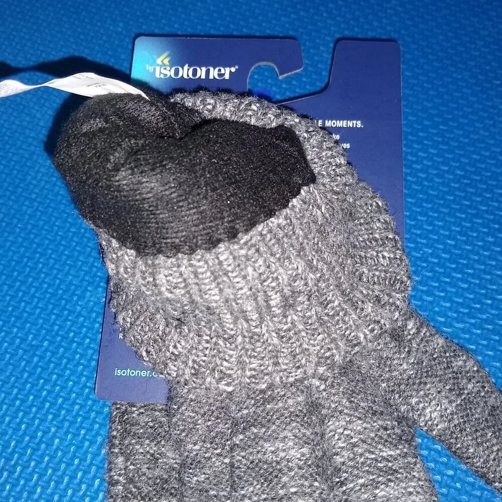 Women’s Isotoner Fleece Lined Black + Ivory Knit Gloves 1 Size New